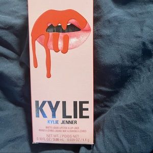 Kylie Matte Lip Kit